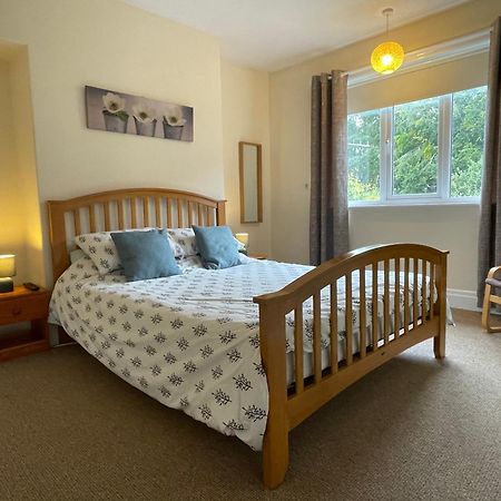 Large 5 Bed House In Scarborough Near The Beach, Large Garden & Hot Tub Exteriér fotografie