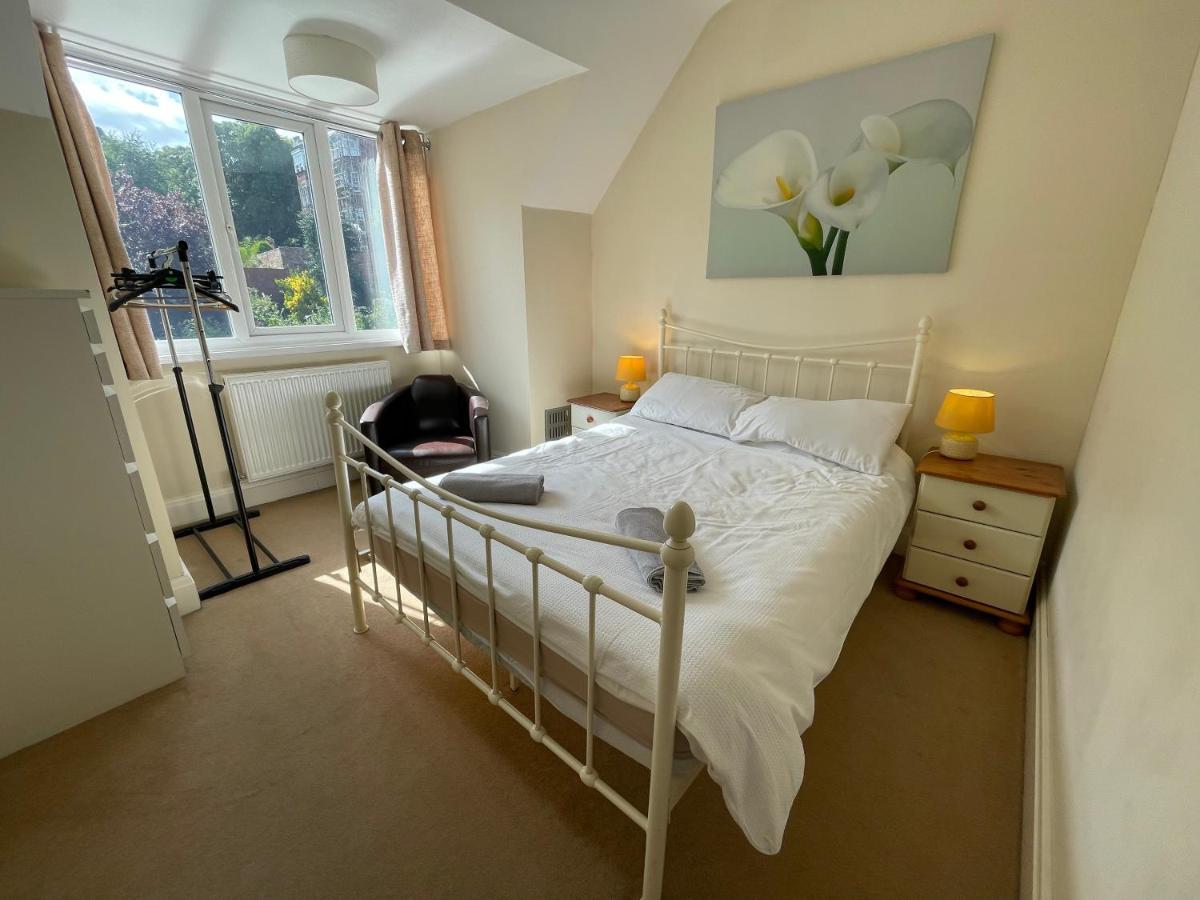 Large 5 Bed House In Scarborough Near The Beach, Large Garden & Hot Tub Exteriér fotografie