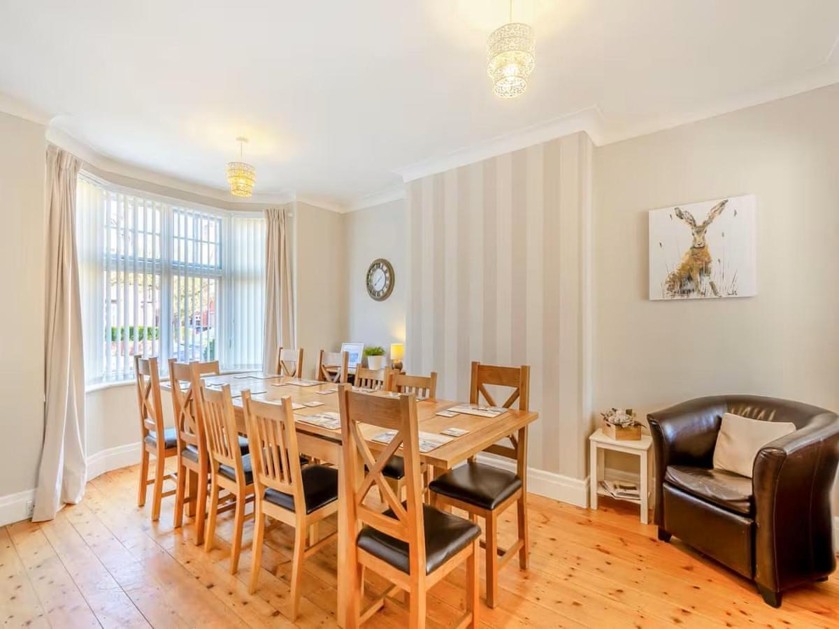 Large 5 Bed House In Scarborough Near The Beach, Large Garden & Hot Tub Exteriér fotografie